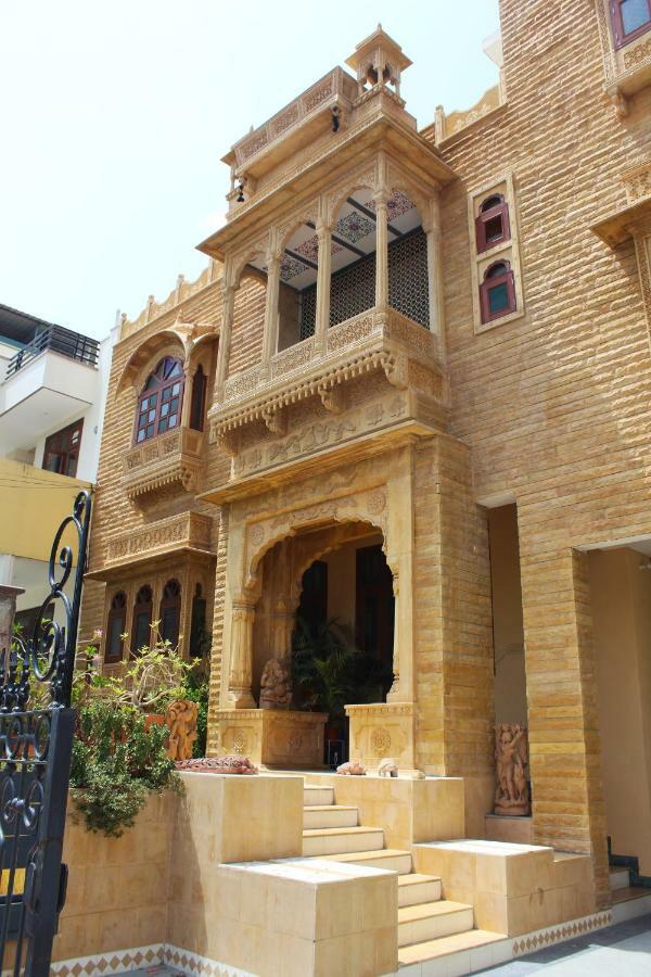Jaisal Castle Homestay Джапур Экстерьер фото