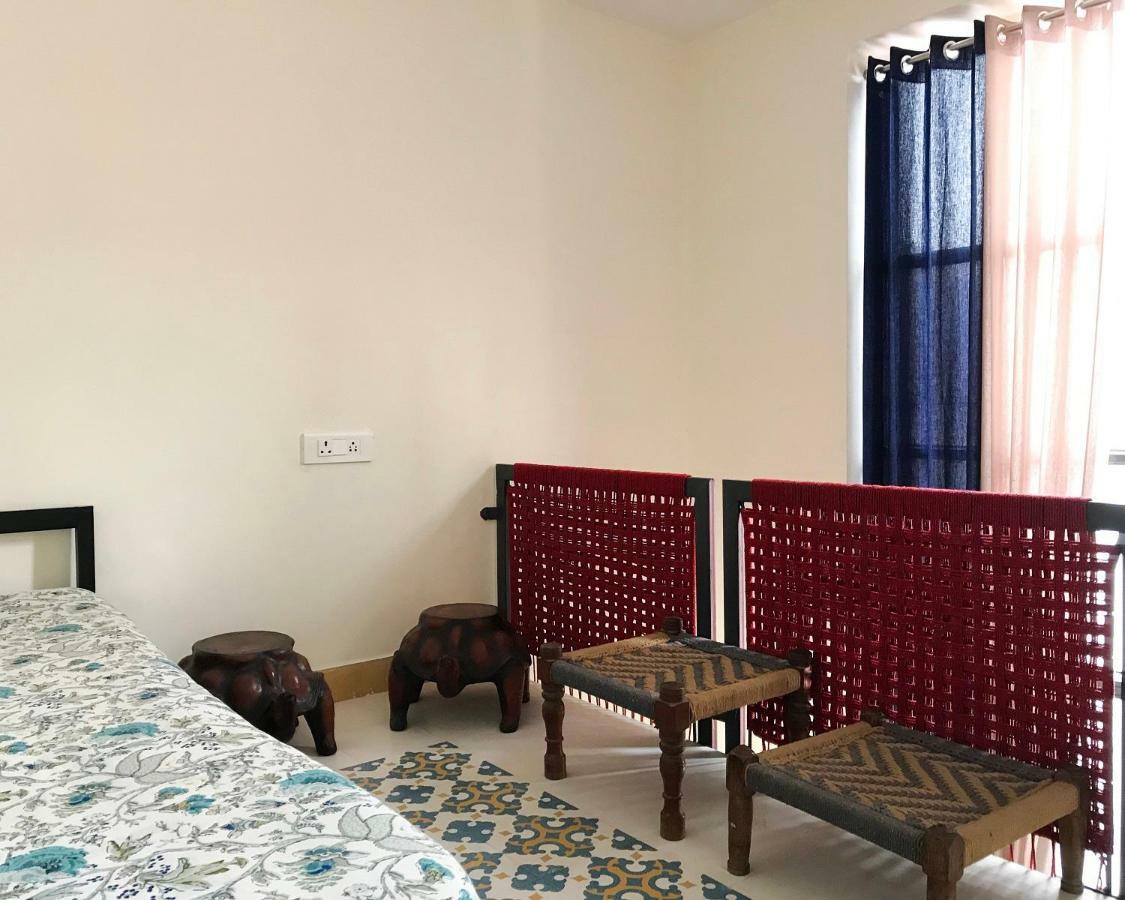 Jaisal Castle Homestay Джапур Экстерьер фото